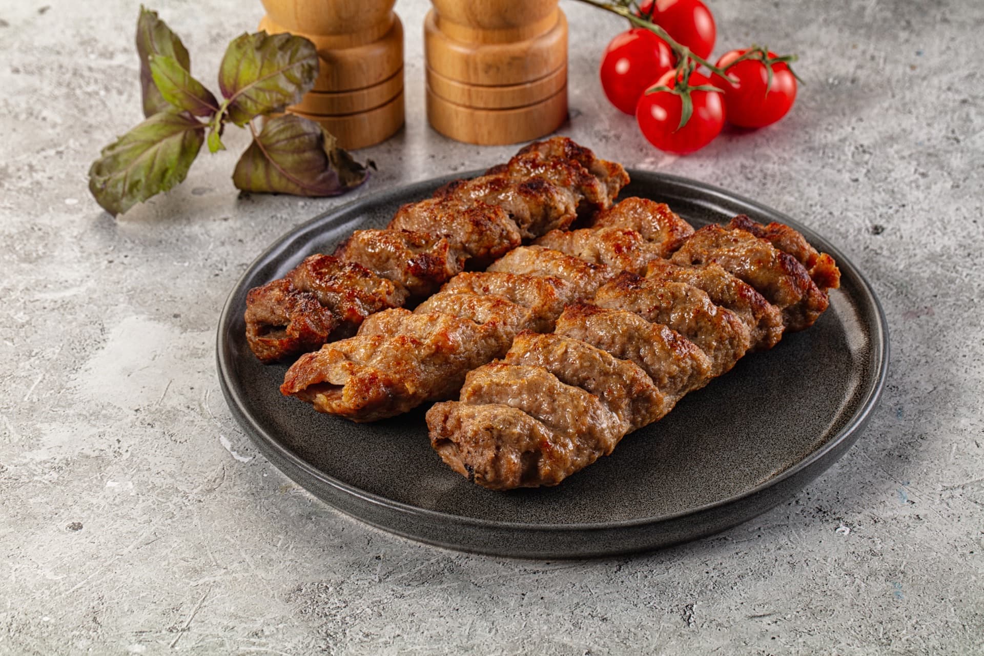 Uşak Banaz'da Adana Kebap Nerede Yenir?