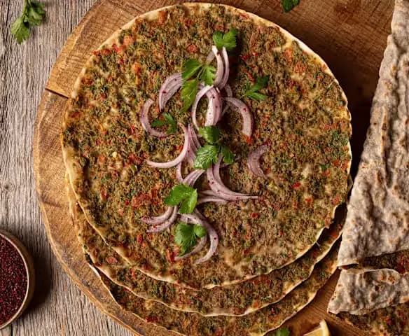 Lahmacun Acılı